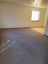 5831 N 91st St in Milwaukee, WI - Foto de edificio - Building Photo