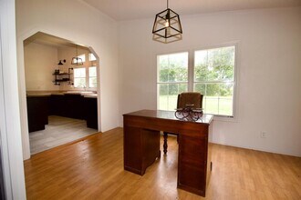42857 Henson Rd in Hempstead, TX - Building Photo - Building Photo