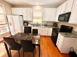 307 Charleston Ln in Chapel Hill, NC - Building Photo - Building Photo