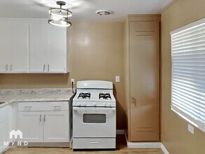 5424 St Mark Ave, Unit 28 in Newark, CA - Building Photo - Building Photo