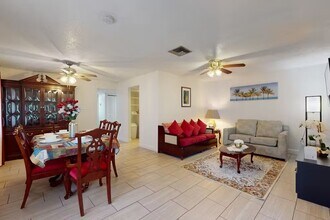 4013 Audubon Dr in Largo, FL - Building Photo - Building Photo