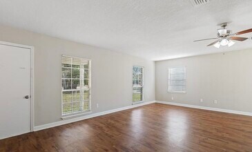 4730 Barnes Rd S in Jacksonville, FL - Building Photo - Building Photo