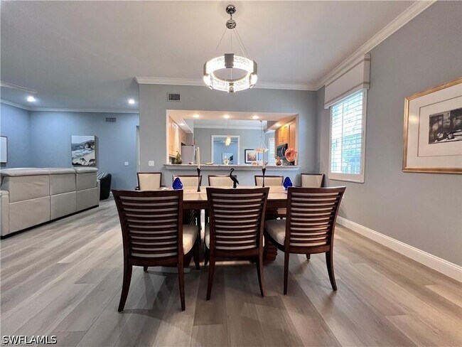 817 Regency Reserve Cir