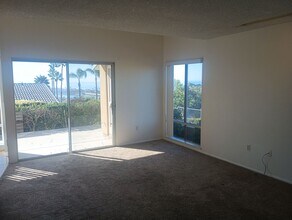 806 Sea Turf Cir in Solana Beach, CA - Building Photo - Building Photo