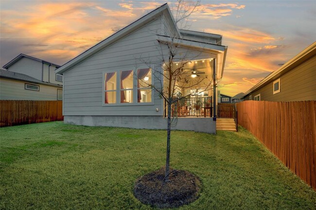 9720 Evening Canopy Dr in Manor, TX - Building Photo - Building Photo