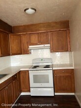 425 S 3rd Ave in Oakdale, CA - Building Photo - Building Photo