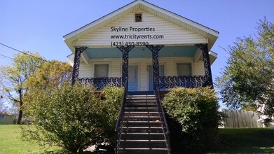 702 Antioch Rd in Johnson City, TN - Building Photo - Building Photo