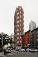 The Dorothy Ross Friedman Residence in New York, NY - Building Photo - Building Photo