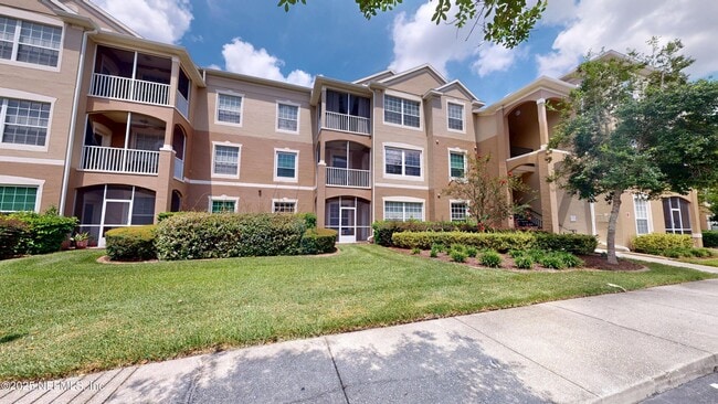 property at 7990 Baymeadows Cir E