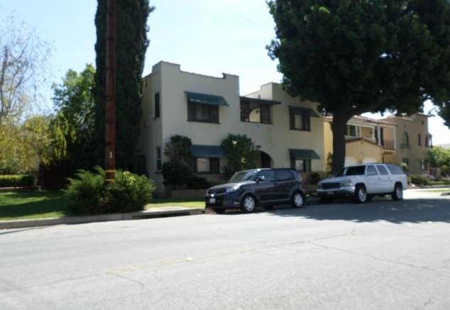 5752 Pickering Ave in Whittier, CA - Foto de edificio - Building Photo