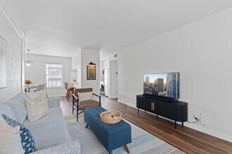 300 Crockett St, Unit 301 in Austin, TX - Building Photo - Building Photo