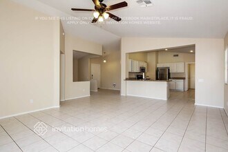 3420 E Marco Polo Rd in Phoenix, AZ - Foto de edificio - Building Photo