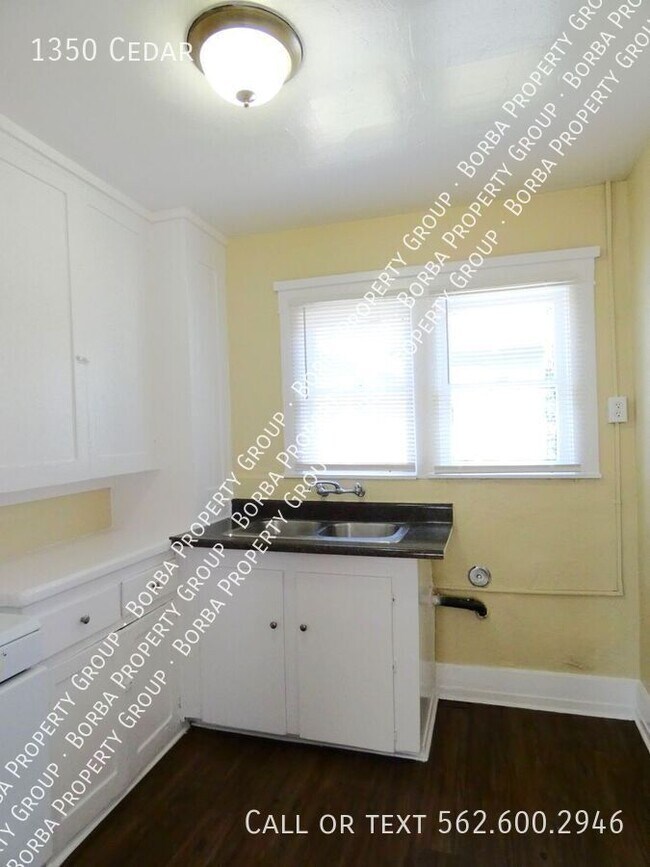1350 Cedar Ave in Long Beach, CA - Building Photo - Building Photo