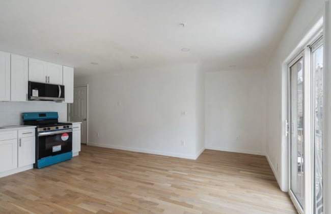 531 Lincoln St in Union City, NJ - Building Photo - Building Photo