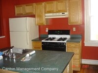 2528 E Baltimore St photo'