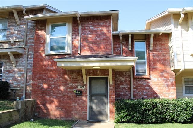 property at 1979 Shorewood Dr
