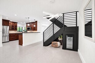 509 NE 19th St in Wilton Manors, FL - Building Photo