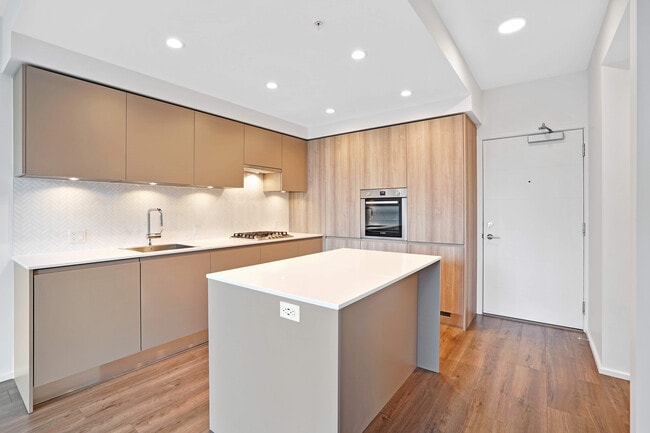 property at 3809 Evergreen Pl