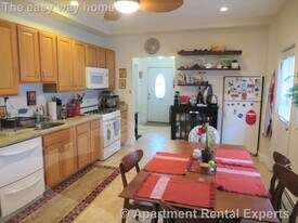 7 Wareham St in Medford, MA - Building Photo