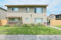 1007 S Tamarack Dr in Fullerton, CA - Foto de edificio - Building Photo