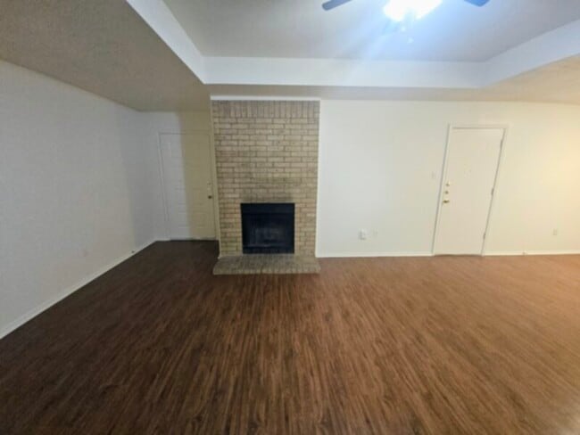 7523 April Ln in North Richland Hills, TX - Building Photo - Building Photo