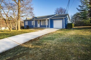 6600 Woodcock Cir in Knoxville, TN - Building Photo