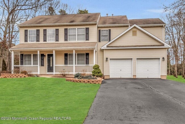 9 Dolphin Ct in Jackson Township, NJ - Building Photo - Building Photo