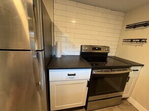 1739 N Harlan St in Lakewood, CO - Building Photo - Building Photo