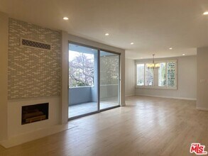 344 N Palm Dr in Beverly Hills, CA - Building Photo - Building Photo