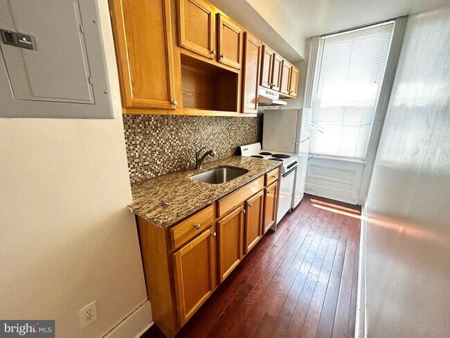1819 W Oxford St in Philadelphia, PA - Building Photo - Building Photo
