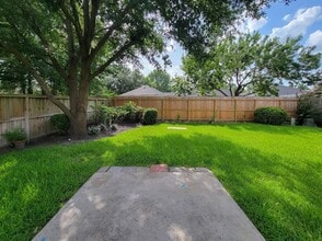 26885 N Towerguard Dr in Kingwood, TX - Building Photo - Building Photo