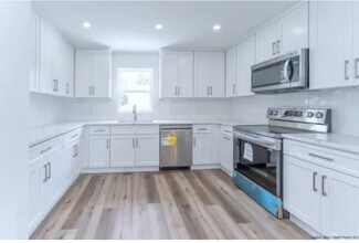 520 Delaware Ave in Kingston, NY - Building Photo - Building Photo