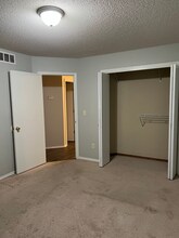 9934 E Kinkaid Cir in Wichita, KS - Building Photo - Building Photo