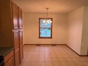 4449 W Madison St in Springfield, MO - Building Photo - Building Photo