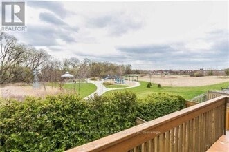 246 Doubtfire Crescent in Markham, ON - Building Photo - Building Photo