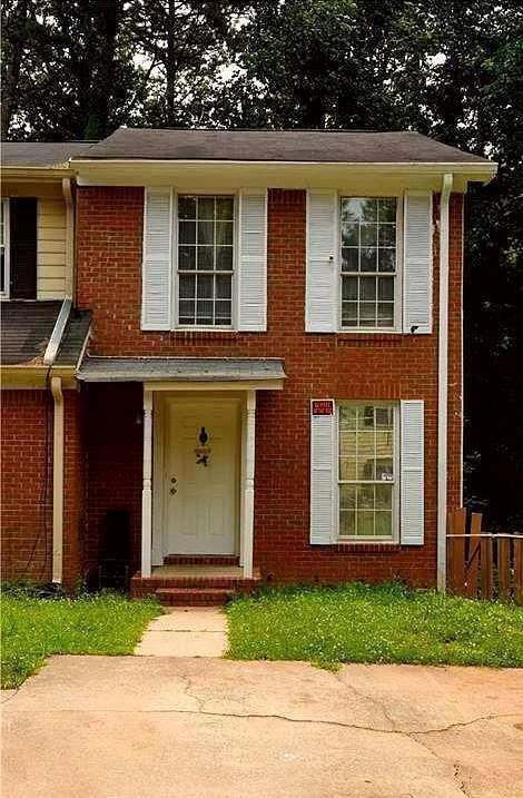 property at 852 Glynn Oaks Dr