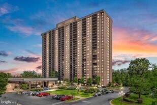 3705 S George Mason Dr, Unit 2112 in Baileys Crossroads, VA - Building Photo