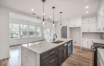 1781 Forest Ave in Memphis, TN - Building Photo - Building Photo