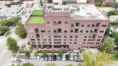 1111 Studewood St in Houston, TX - Building Photo - Building Photo