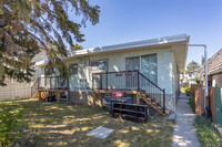 427 52 Av SW in Calgary, AB - Building Photo - Building Photo