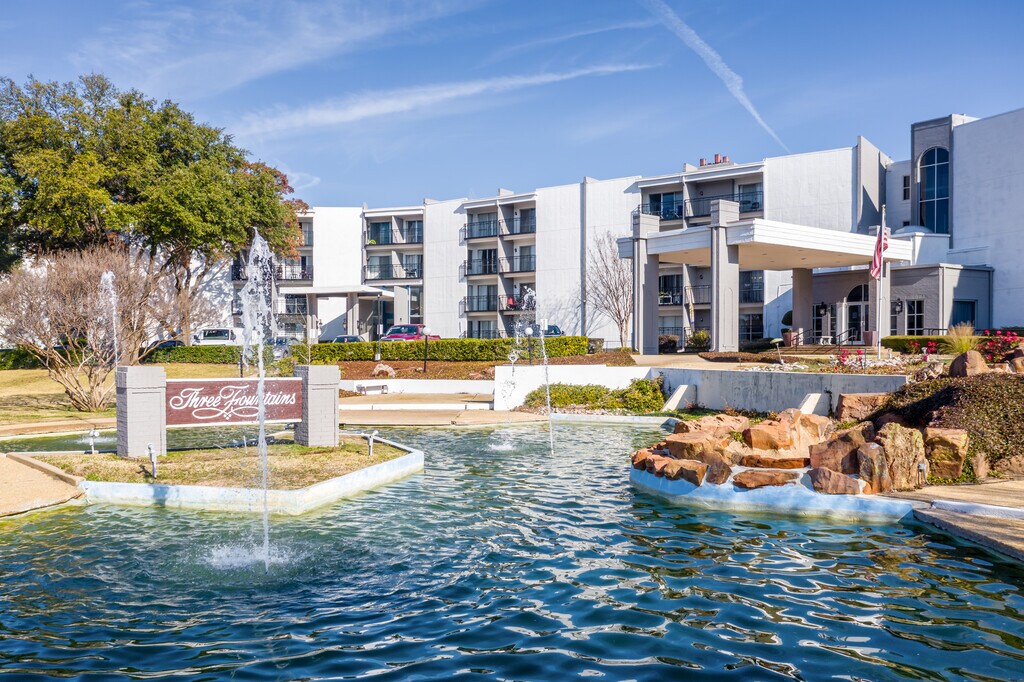 Three Fountains Apartments Dallas, TX Apartments