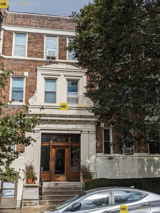 1673 Commonwealth Ave, Unit 14 in Boston, MA - Building Photo