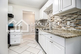 2006 Akron Dr SE in Atlanta, GA - Building Photo - Building Photo