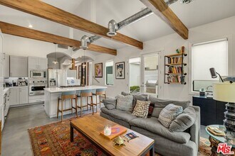 3611 Moore St in Los Angeles, CA - Building Photo - Building Photo