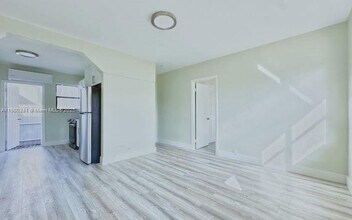 1010 Opa-locka Blvd in Opa Locka, FL - Building Photo - Building Photo