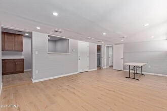 726 E Broadway Ln, Unit 263 in Tempe, AZ - Building Photo - Building Photo