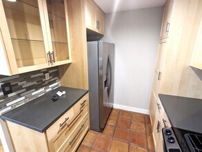 484 E California Blvd in Pasadena, CA - Building Photo - Building Photo