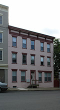 40-42 S Front St in Hudson, NY - Building Photo - Building Photo