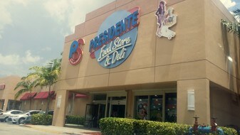 584 NW 65th St in Miami, FL - Building Photo