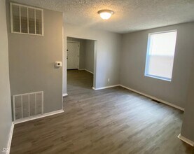 653 Birch Ave in Indianapolis, IN - Building Photo - Building Photo